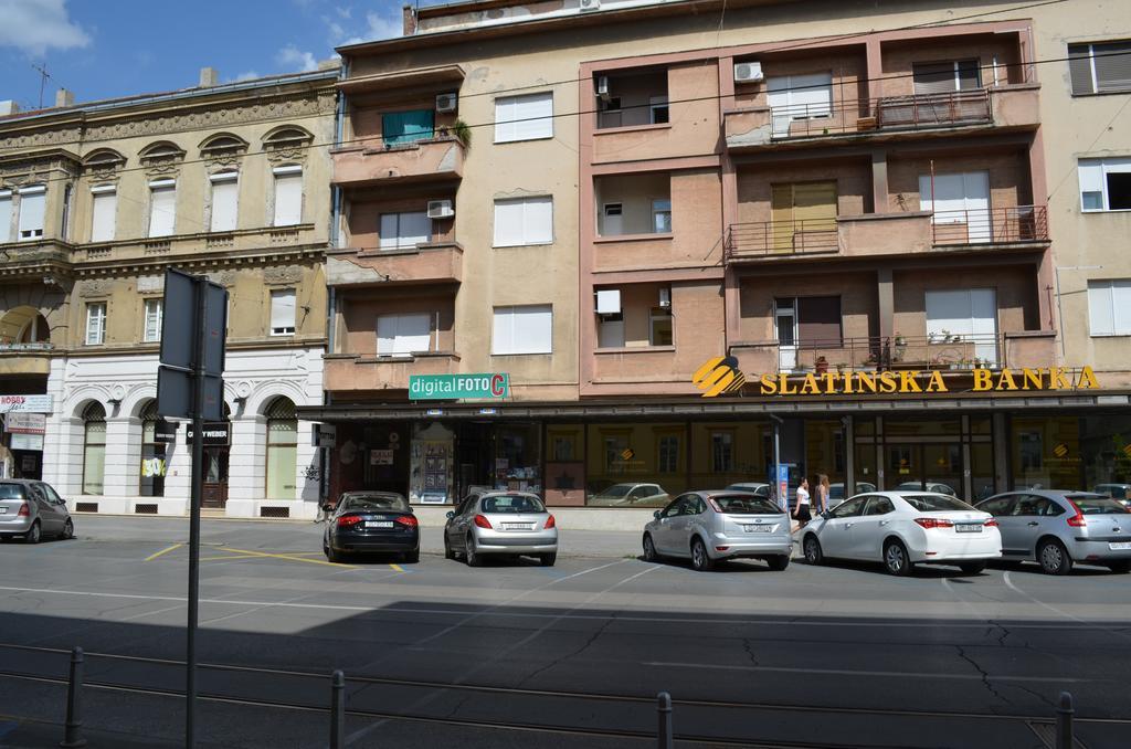 Apartment Downtown Osijek Ruang foto